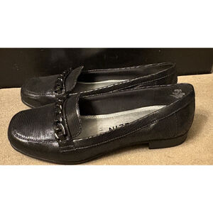 Anne Klein Women’s Size 7 Valisity Loafer Black Worn 1x